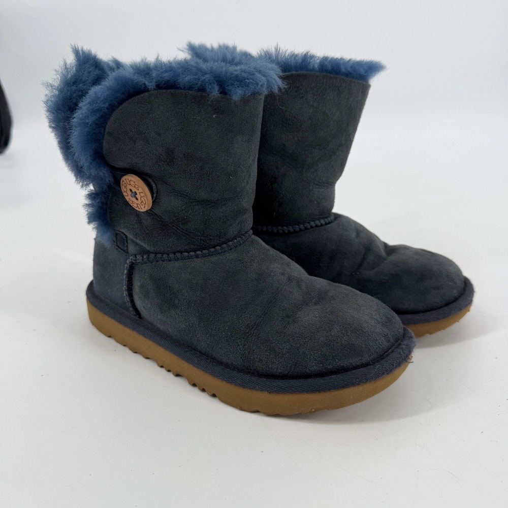 Kids UGG‎ Australia Bailey Button Boots Charcoal Blue Sheepskin Fur Size 2